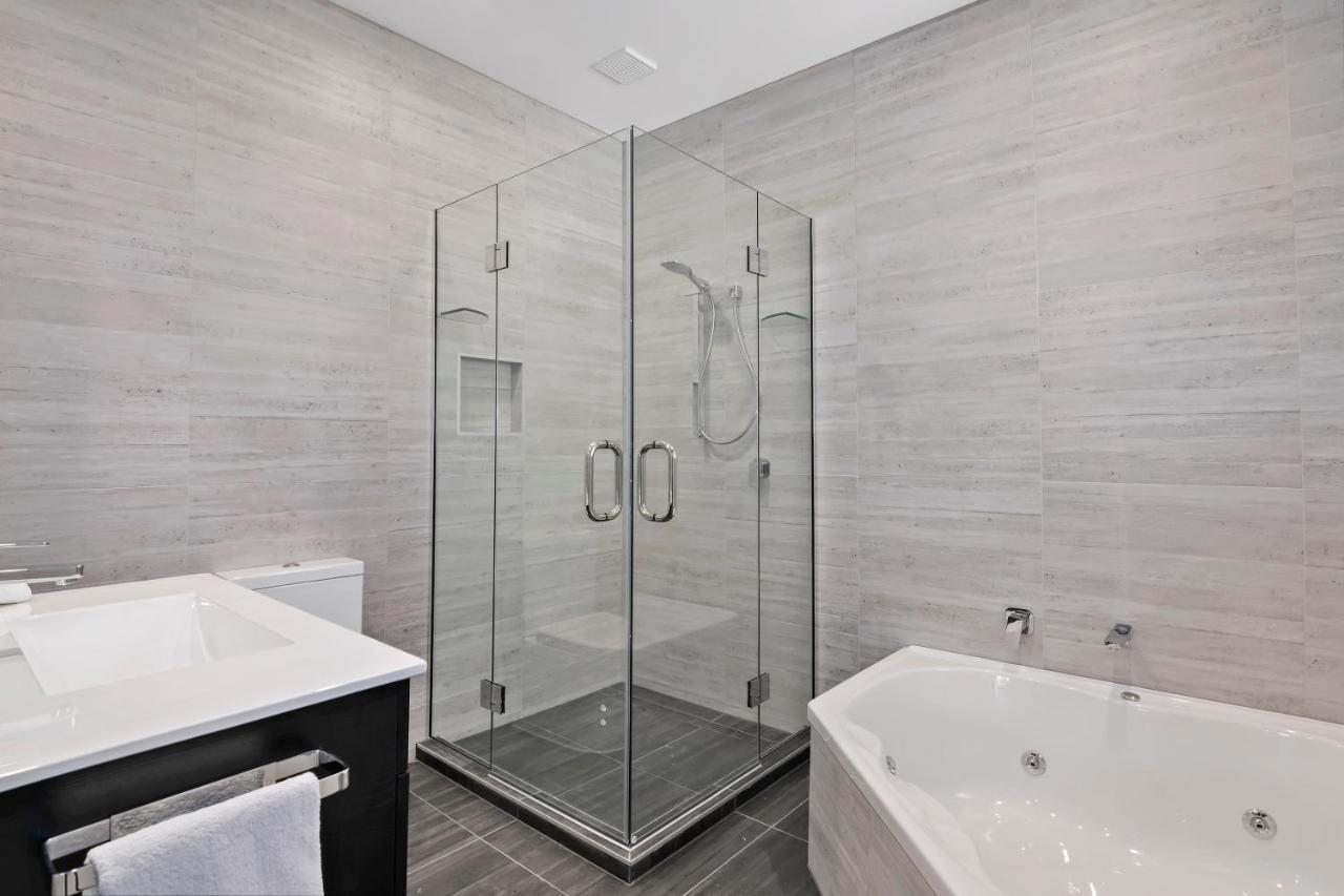Grand Suites Murchison Bagian luar foto